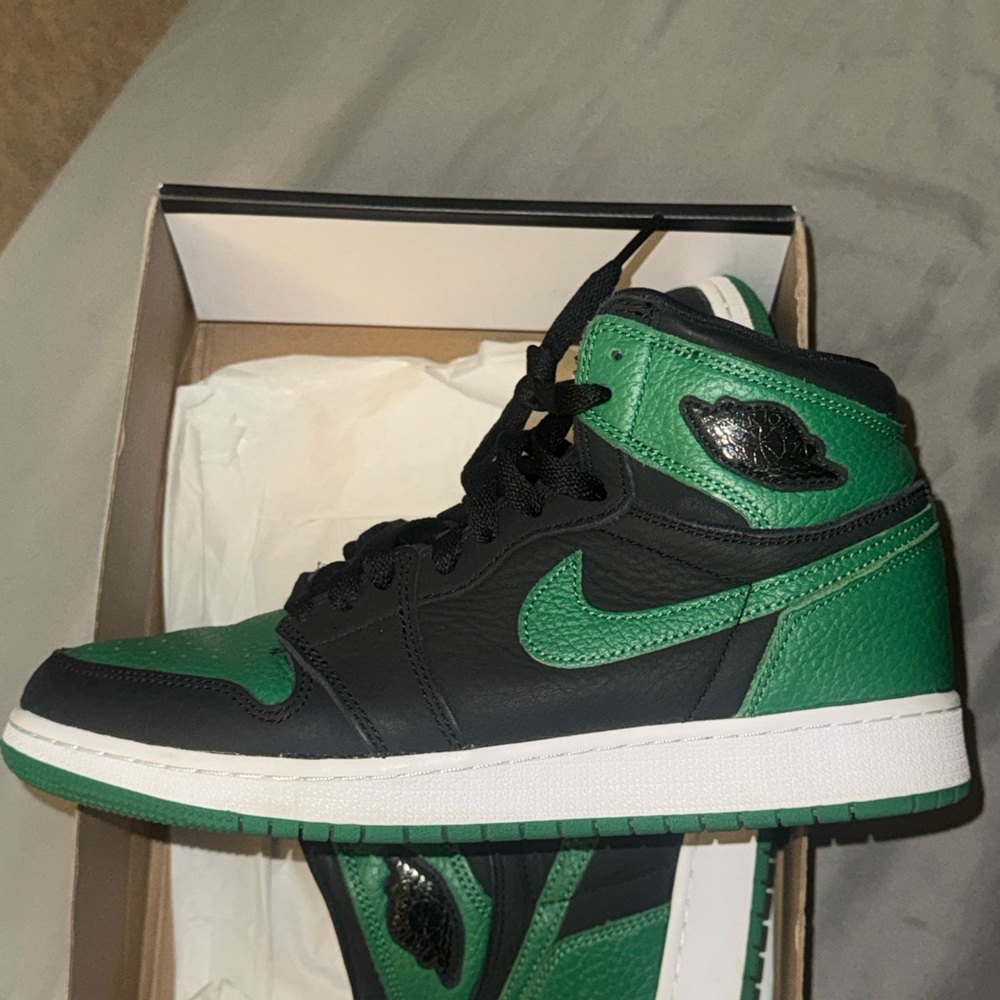 Jordan Air Jordan 1 Pine Green 2.0 Sneakers
